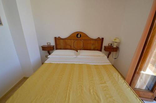 Marina Del Cantone Villa Sleeps 22 Pool Air Con