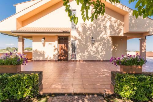 Dreams Home Nettuno Villa Con Piscina