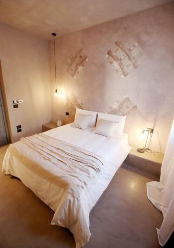 Hotel Casa Nostra Luxury Suites