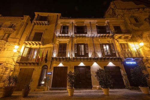 Hotel Casa Nostra Luxury Suites