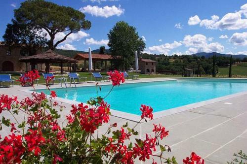 Ponte A Poppi Cottage Sleeps 4 With Pool