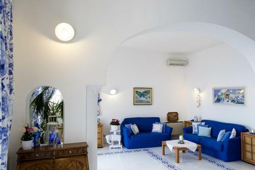 Praiano Villa Sleeps 4 Air Con Wifi