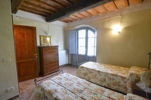 Pozzo Della Chiana Villa Sleeps 24 Pool Air Con