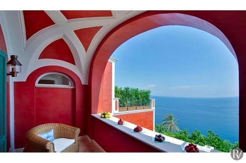 Praiano Villa Sleeps 10 Air Con Wifi