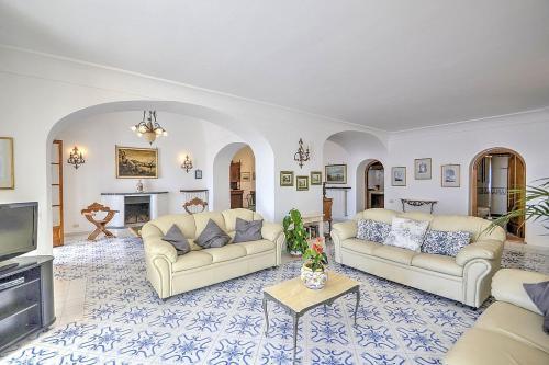 Praiano Villa Sleeps 10 Pool Air Con Wifi