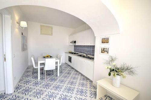 Praiano Villa Sleeps 10 Pool Air Con Wifi