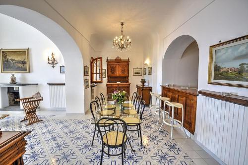 Praiano Villa Sleeps 10 Pool Air Con Wifi