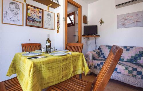 Nice Home In Punta Secca W/ Wifi And 2 Bedrooms