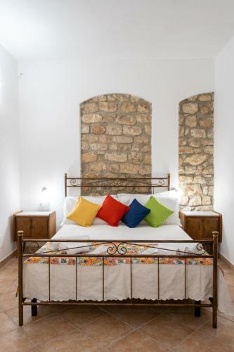 Hostal Ercole Di Cafeo Bed And Breakfast