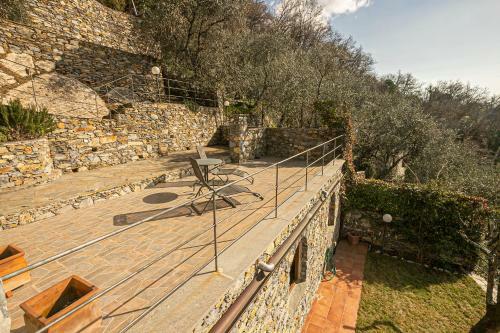 Villa Homes In Genoa - Charming Cottage