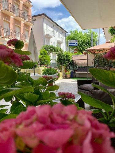Hostal New Hotel Cirene Single Room With Full Pension Package