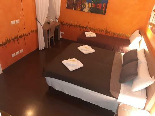Hostal Art And Relax Suites