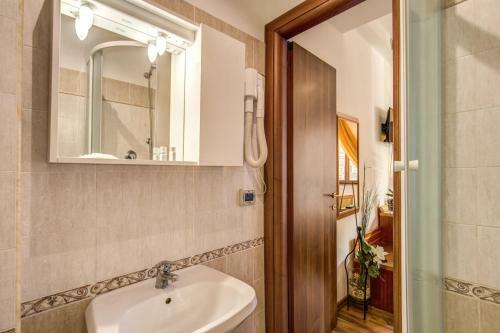 Hostal Trastevere Rooms