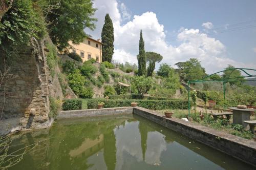Romola Apartment Sleeps 6 With Pool And Wifi