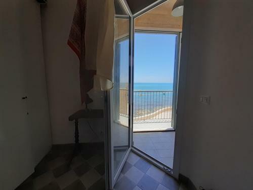 Apartamento Casa Con Terrazzo Sul Mare