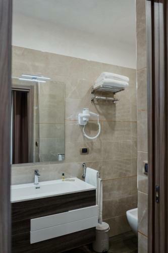 Hostal Miryam House