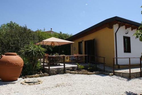 Santa Maria Villa Sleeps 4 Pool Air Con Wifi