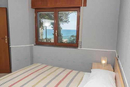 Santa Maria Villa Sleeps 6 Air Con Wifi