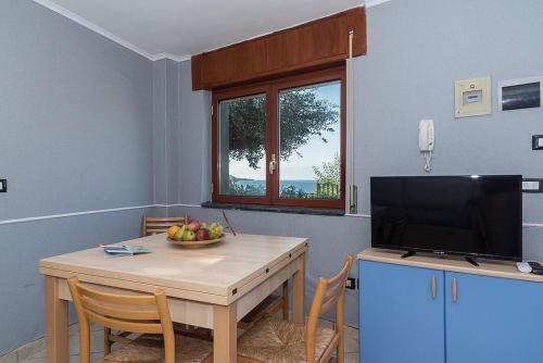 Santa Maria Villa Sleeps 6 Air Con Wifi