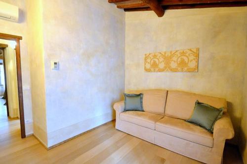 Ellerone Villa Sleeps 24 Pool Air Con Wifi