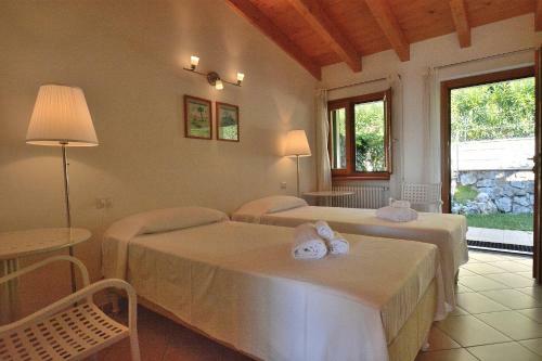 Apartment Bardino With Pool And Lake View