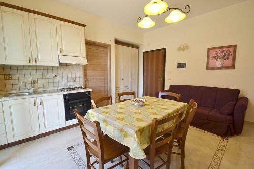 Trecastagni Villa Sleeps 6 Air Con Wifi