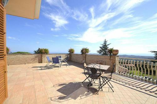 Trecastagni Villa Sleeps 4 Air Con Wifi