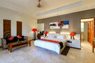 Hotel Aleesha Villas & Deluxe Suites