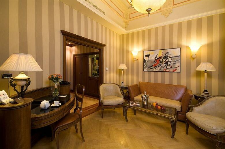 Hotel NH Collection Carlo IV