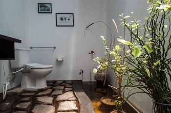Villa Ambary House