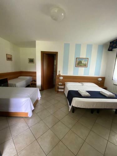 Hostal Foresteria Lombarda Da Colombina