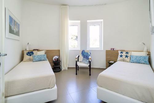 Marina Di Modica Villa Sleeps 18 Pool Air Con Wifi