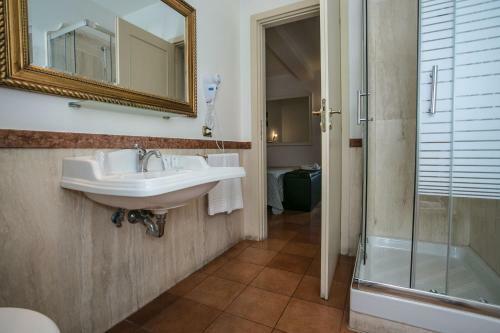 Hotel Quadrifoglio Roma Eur