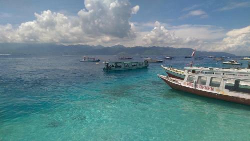 Hostal Pantai Karang