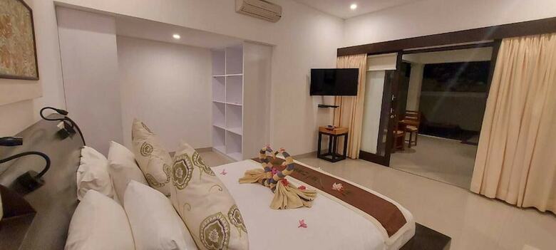 Hotel Kokomo Resort