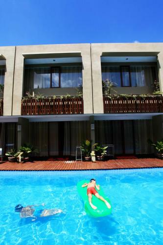 Hotel Devata Suites And Residence