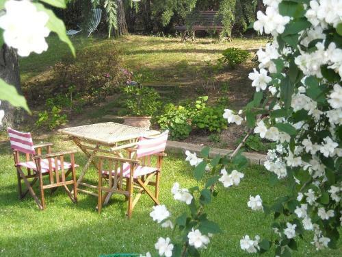 Badia A Passignano Apartment Sleeps 5 Air Con