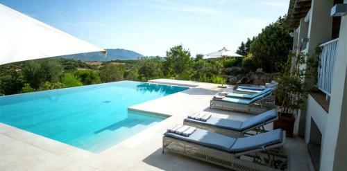 Cugnana Verde Villa Sleeps 8 Wifi