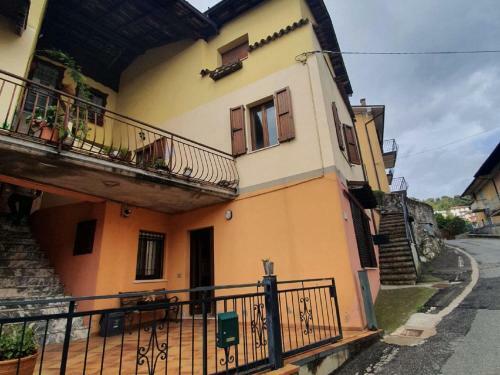 Homey Apartment In Serle Near Centre