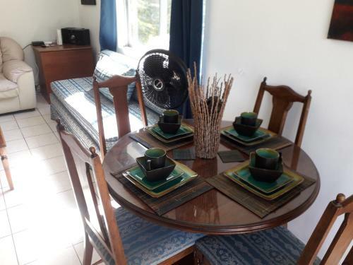 One Bed Room Apartment & One Studio In Ochi Rios