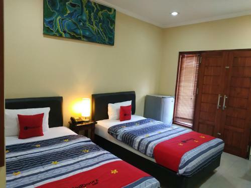 Hostal The Legian 777 Guest House
