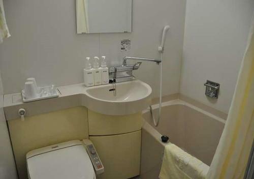 Kadoma Public Hotel/ Vacation Stay 33574