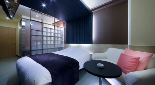 Hotel Glow Yokkaichi (Adult Only)