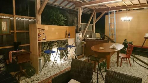 1st Floor 6 Tatami Floor � 2 + Wide Edge