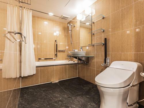 Apa Hotel Shin-osaka Esaka Ekimae