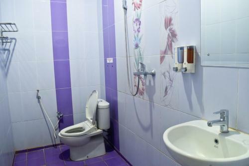 Cabin Hotel Sutomo