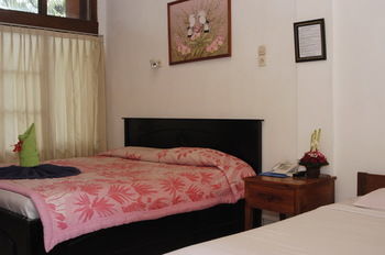 Hotel Puri Tanah Lot