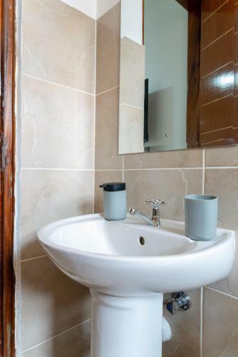 Hotel Casa Misa Luxurious Apartments By Edmor Suites