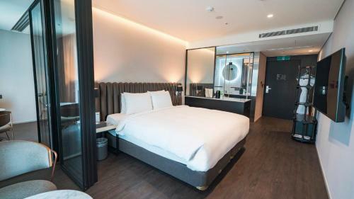 Lavalse Hotel