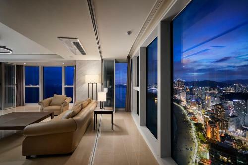 Hotel Grand Lct Residence